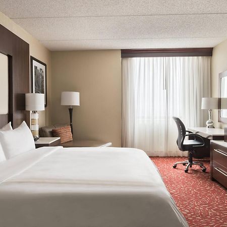 Chicago Marriott Northwest Hotel Хофман Истейтс Екстериор снимка