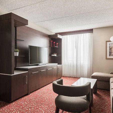 Chicago Marriott Northwest Hotel Хофман Истейтс Екстериор снимка
