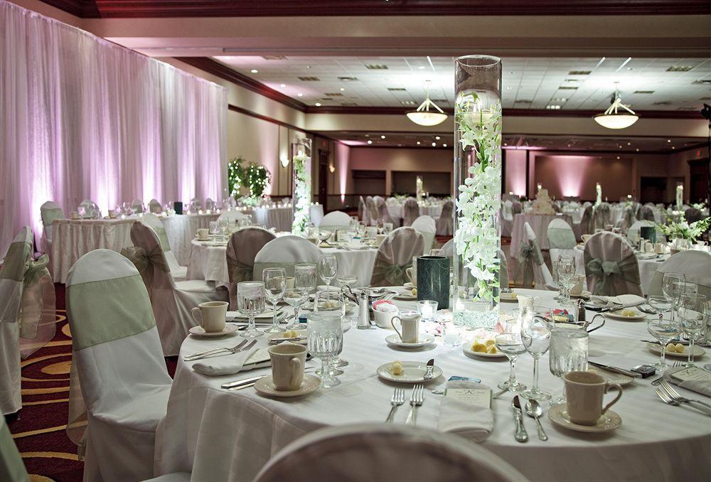 Chicago Marriott Northwest Hotel Хофман Истейтс Ресторант снимка