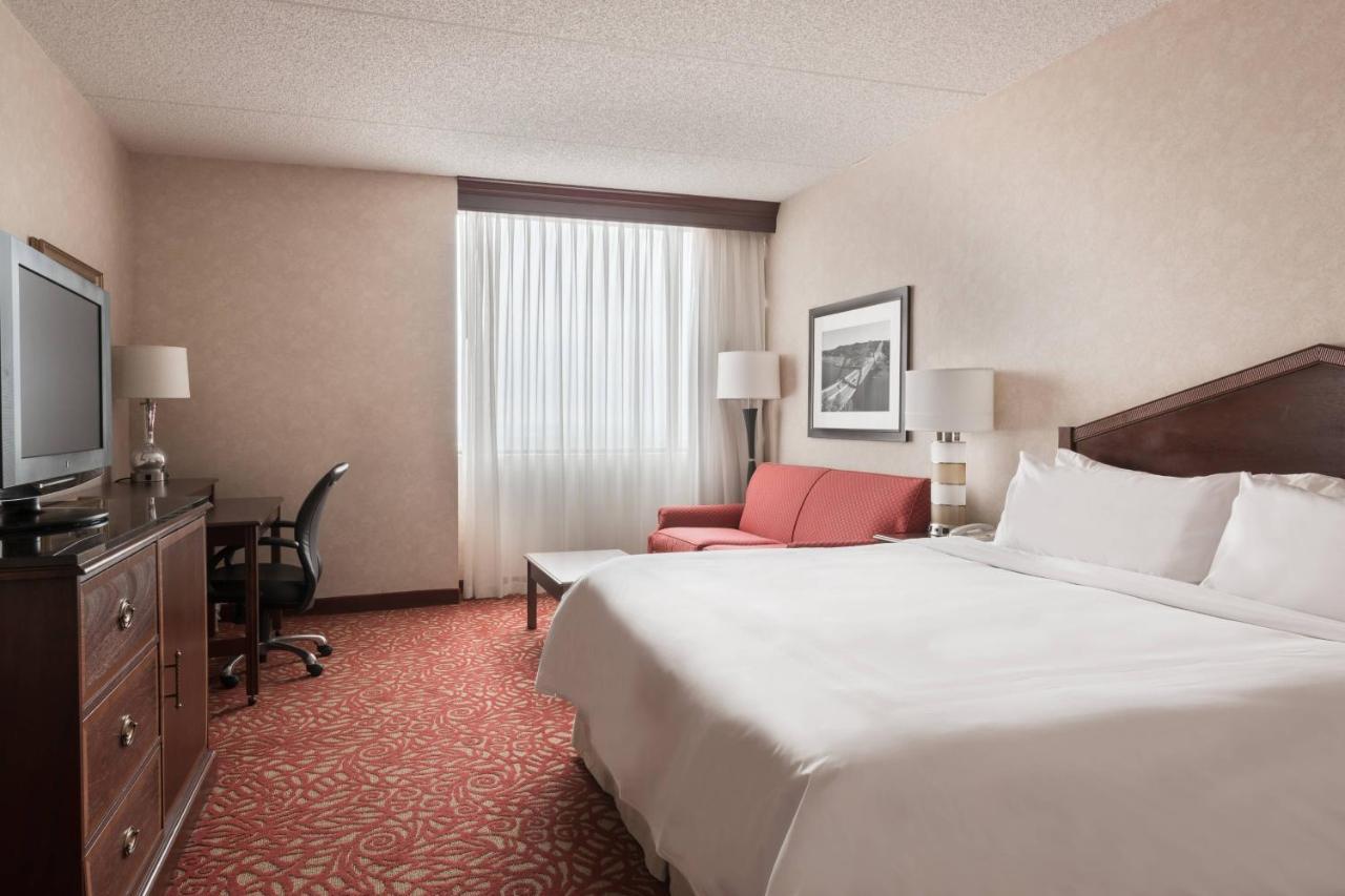 Chicago Marriott Northwest Hotel Хофман Истейтс Екстериор снимка