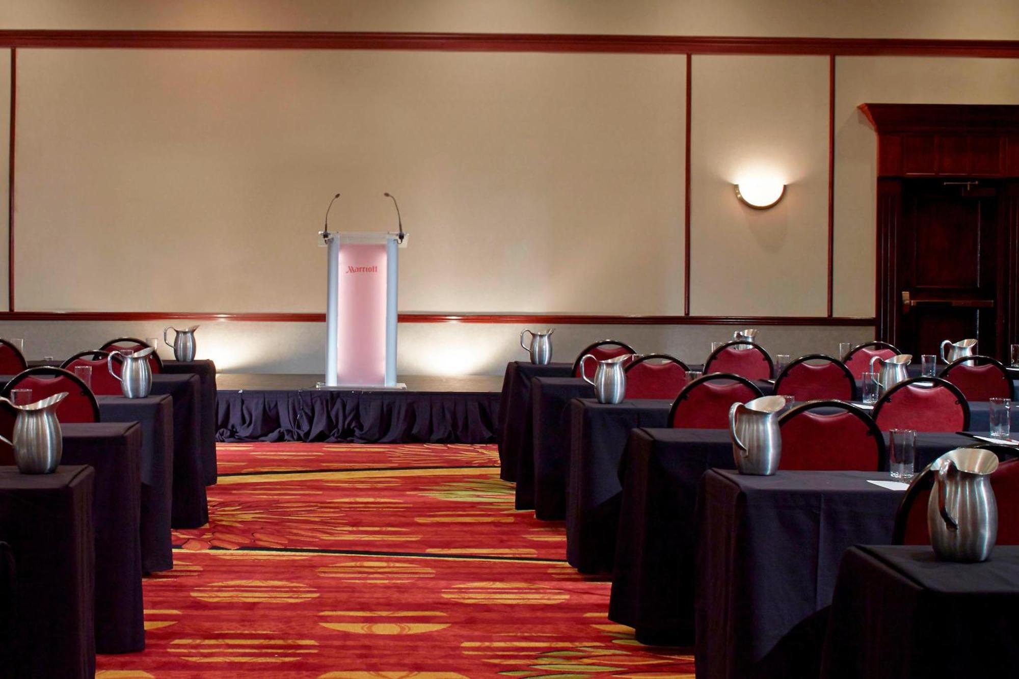 Chicago Marriott Northwest Hotel Хофман Истейтс Екстериор снимка
