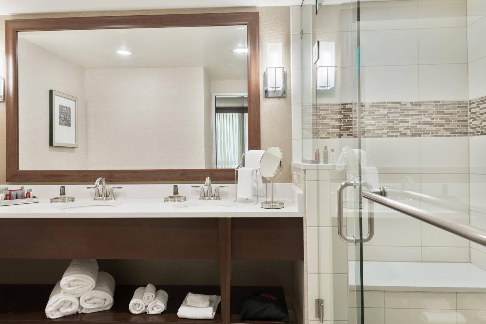 Chicago Marriott Northwest Hotel Хофман Истейтс Екстериор снимка